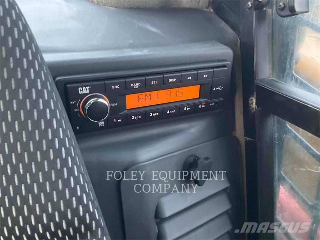 CAT 259D3 Schrankladers