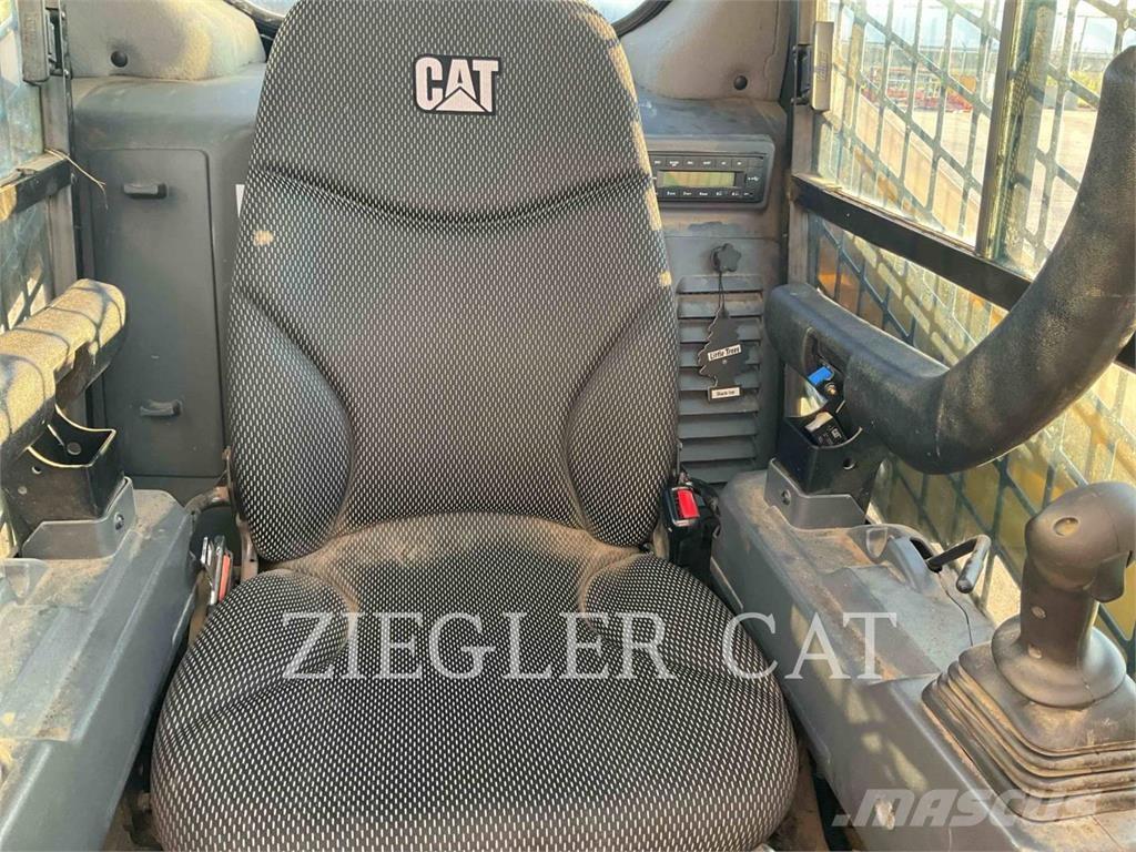 CAT 259D3 Rupsladers