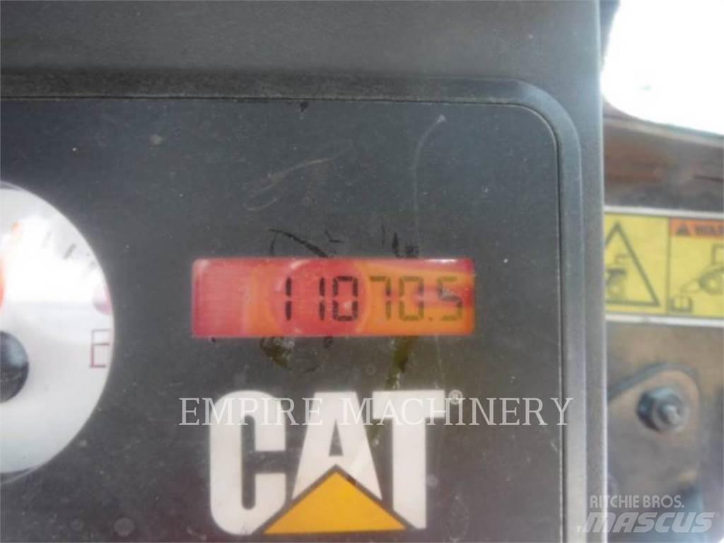 CAT 262C XPS Schrankladers