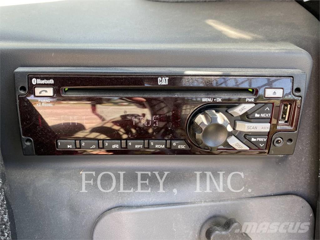 CAT 262D Schrankladers