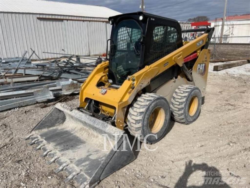 CAT 262D3 Schrankladers