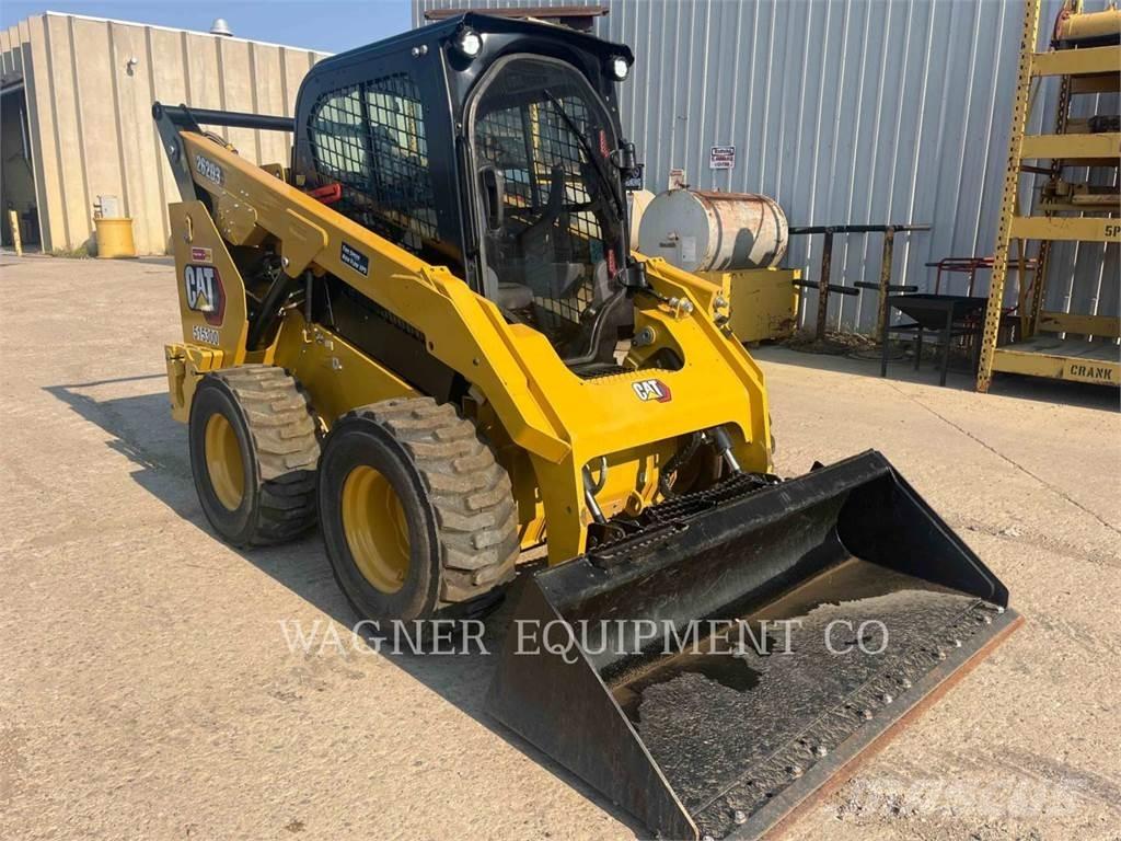 CAT 262D3 Schrankladers