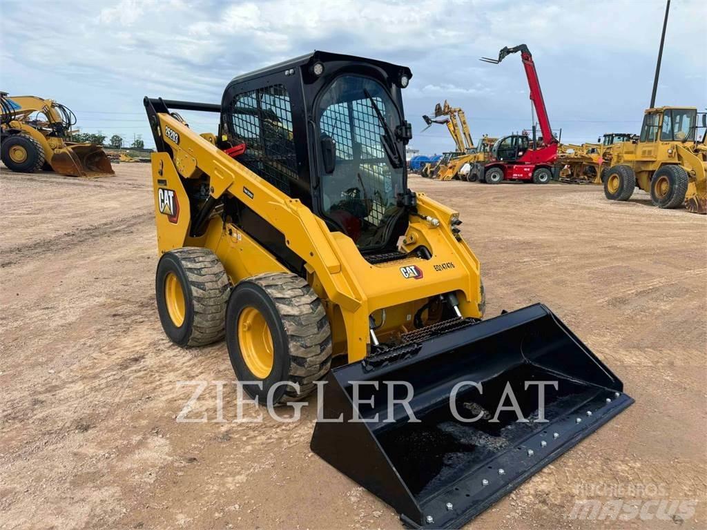 CAT 262D3 Schrankladers