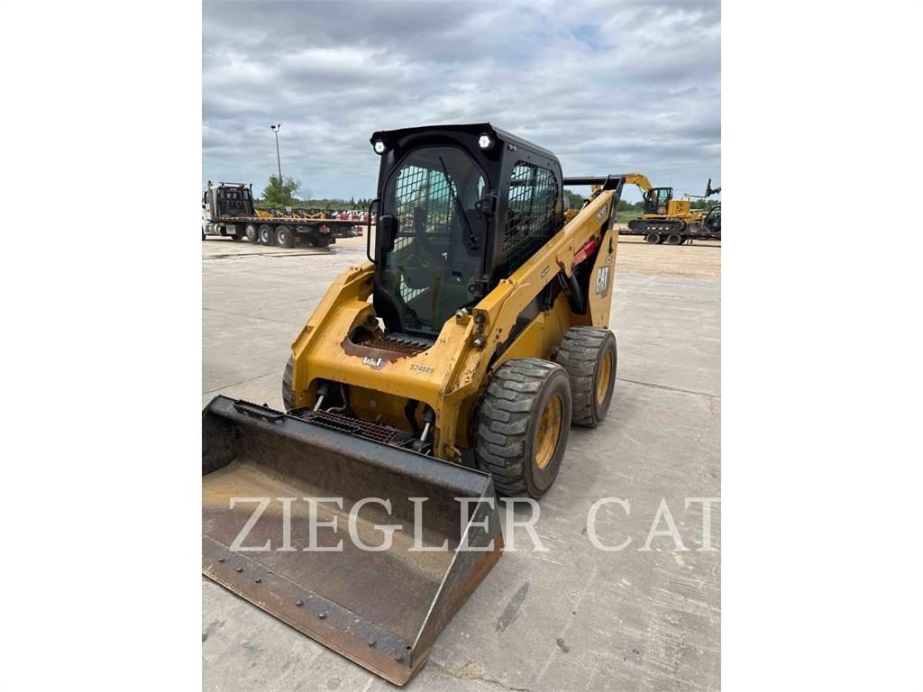 CAT 262D3 Schrankladers