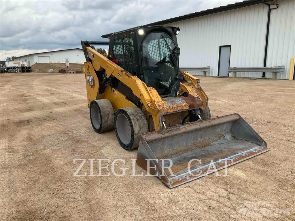 CAT 262D3 Schrankladers