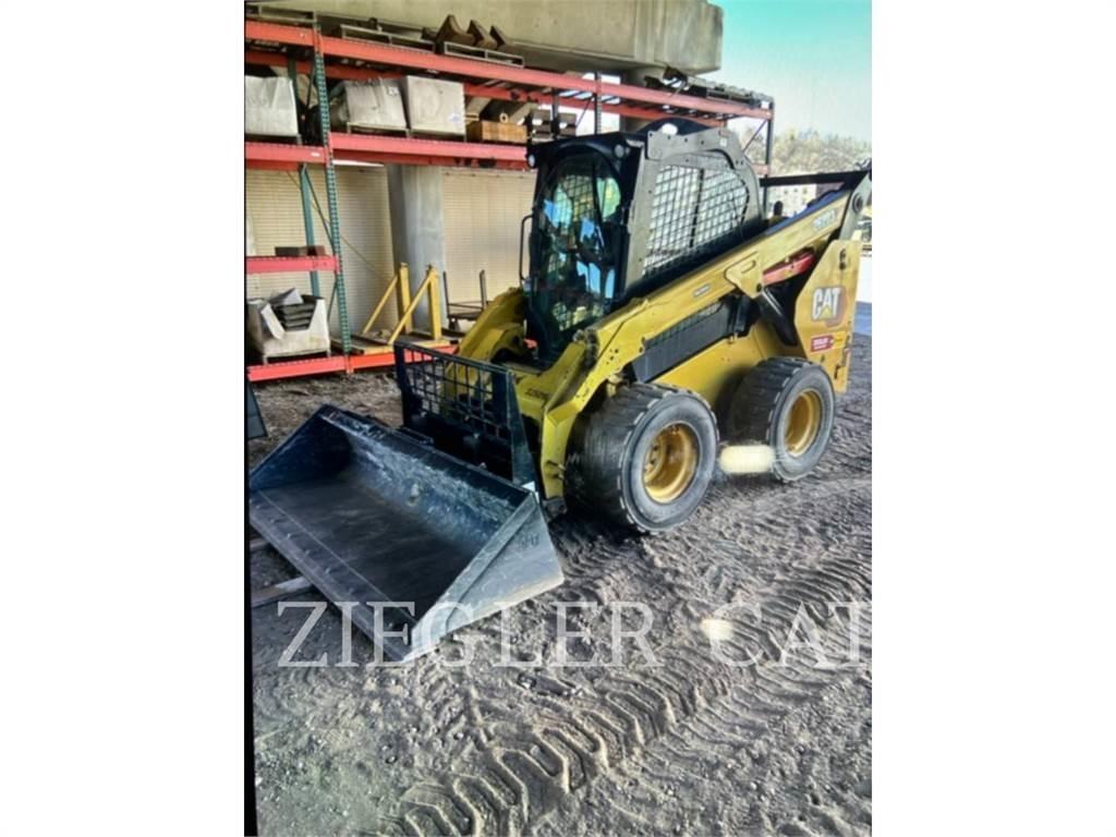 CAT 262D3 Schrankladers