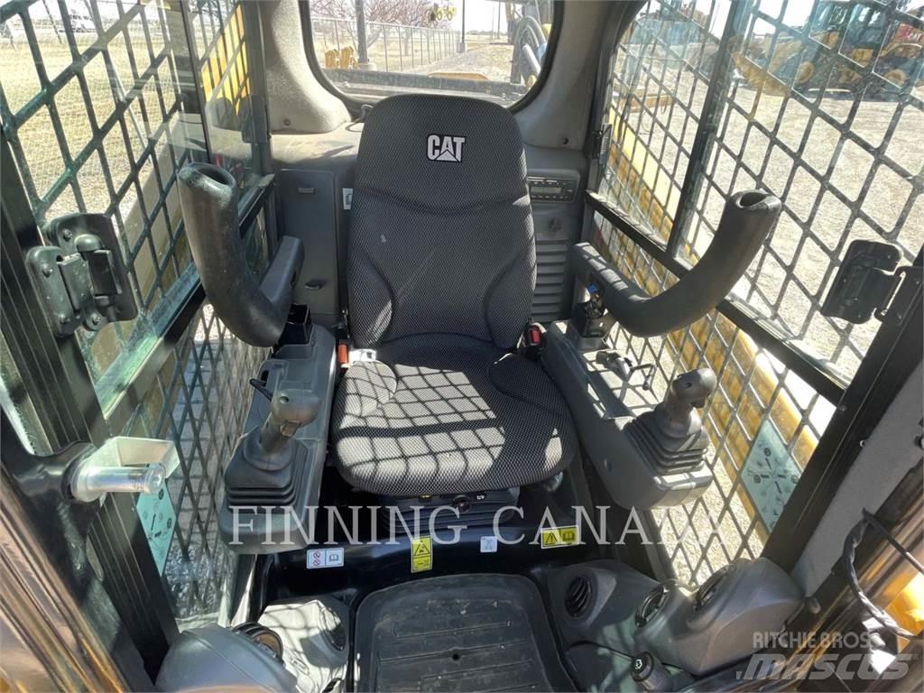 CAT 262D3 Schrankladers