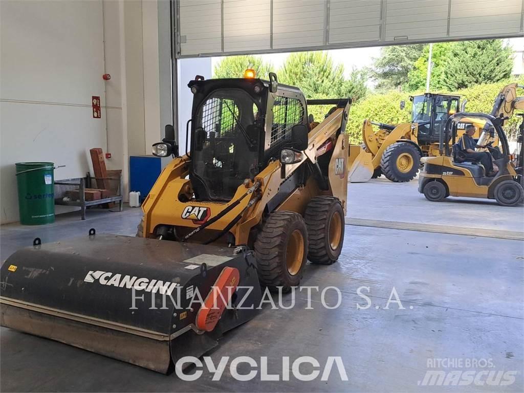 CAT 262D3 Schrankladers