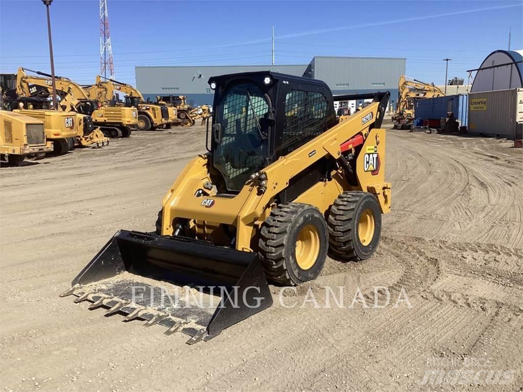 CAT 262D3 Schrankladers