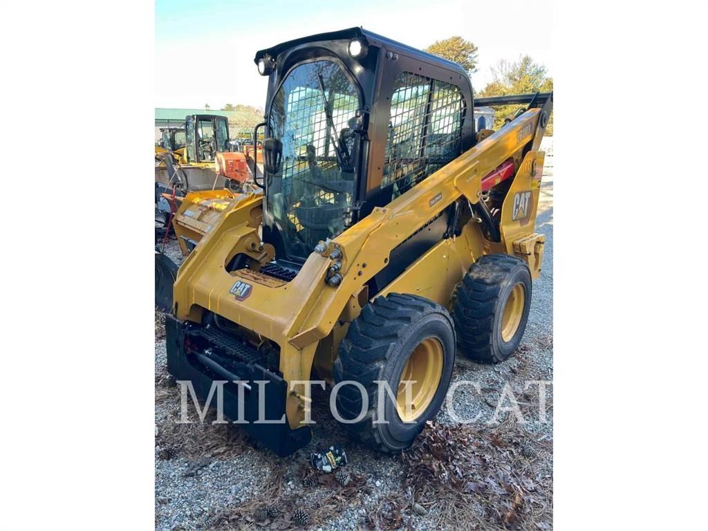 CAT 262D3 Schrankladers