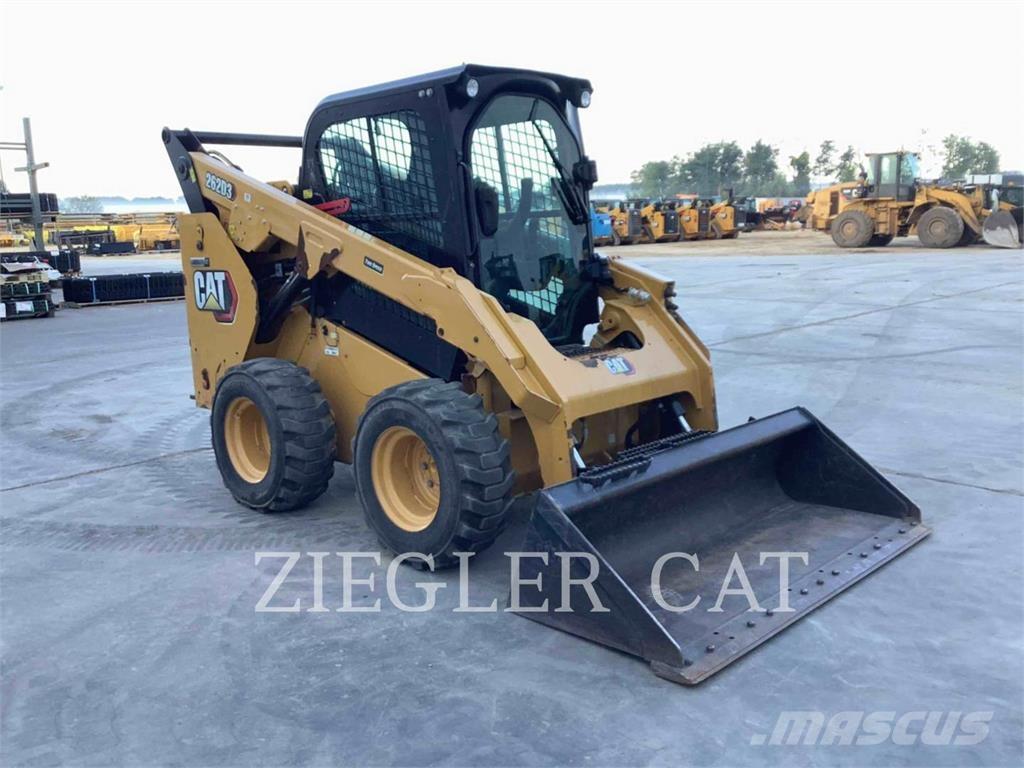 CAT 262D3 Schrankladers