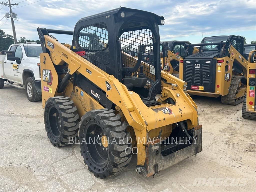 CAT 262D3 Schrankladers