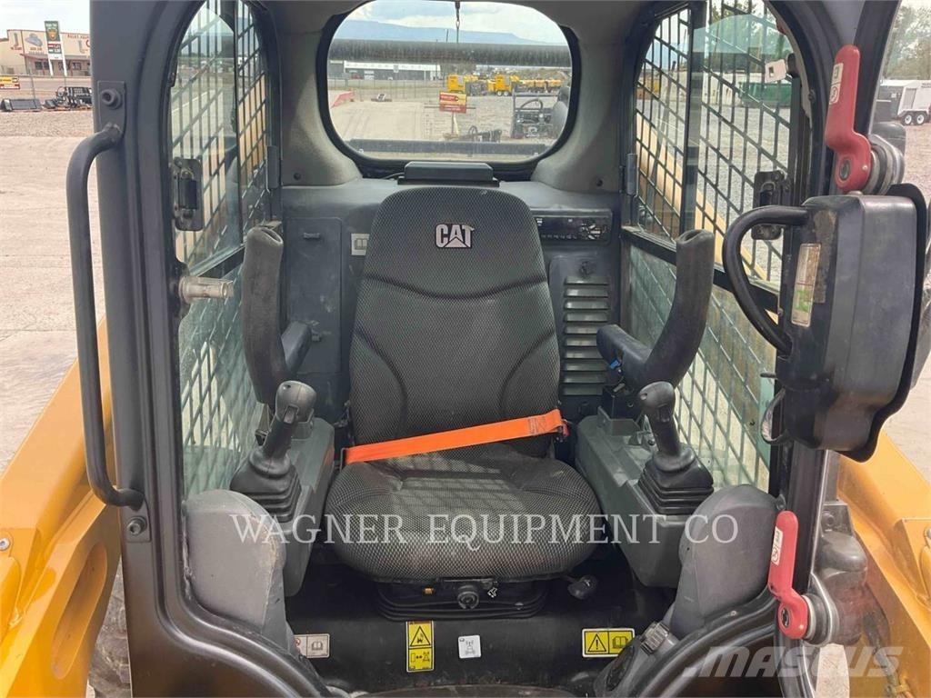 CAT 262D3 Schrankladers