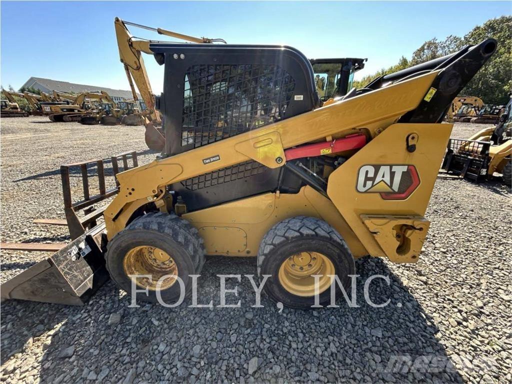 CAT 262D3 Schrankladers