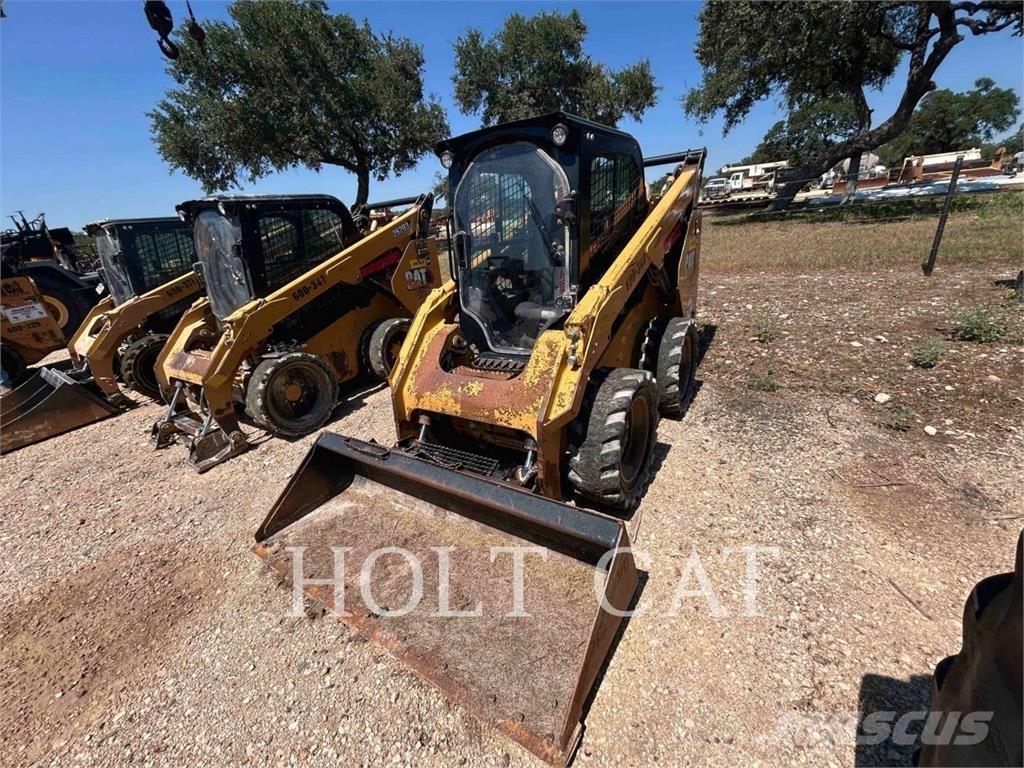 CAT 262D3 Schrankladers