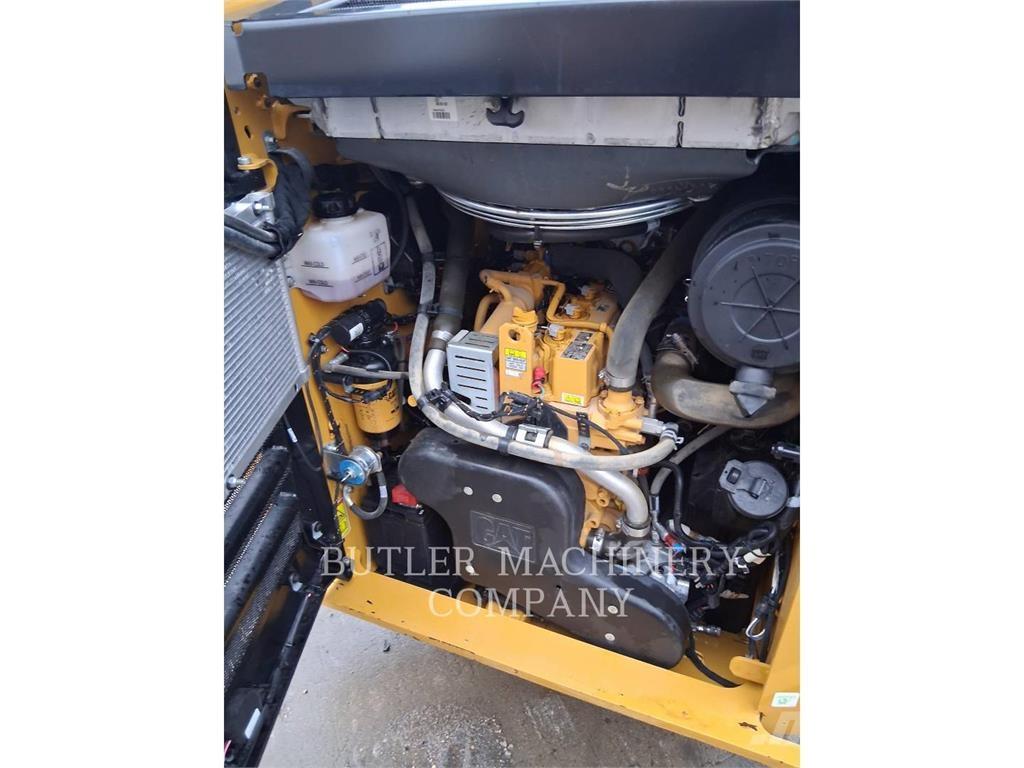 CAT 262D3 C3H2 Schrankladers