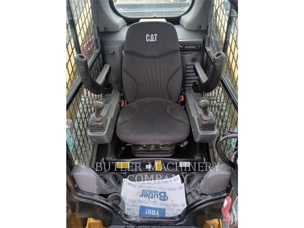 CAT 262D3 C3H3 Schrankladers