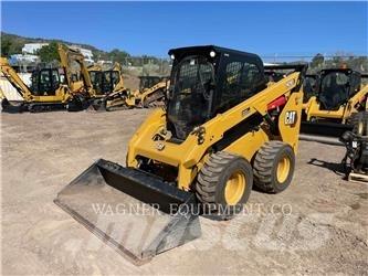 CAT 262D3 HF Schrankladers