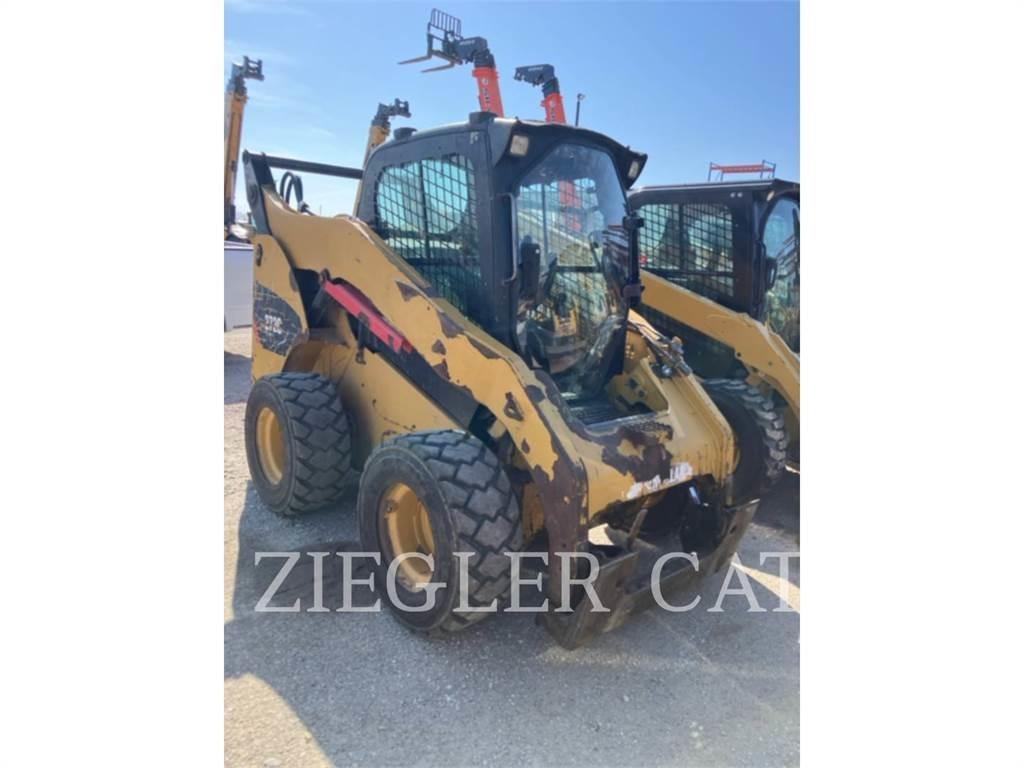 CAT 272C Schrankladers