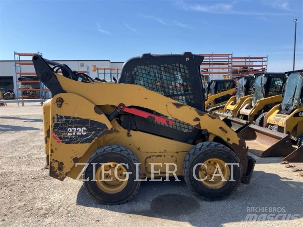 CAT 272C Schrankladers