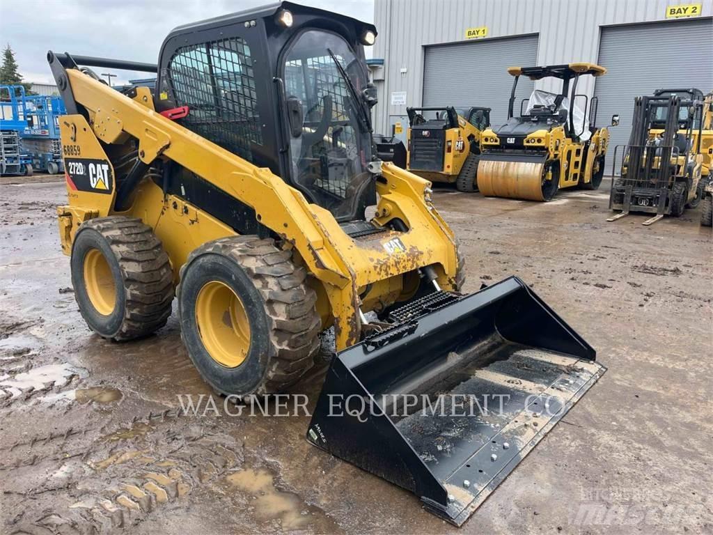 CAT 272D2 Schrankladers