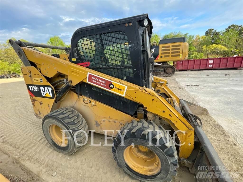 CAT 272D2 Schrankladers