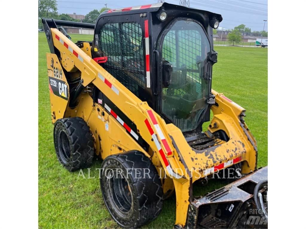 CAT 272D2 Schrankladers