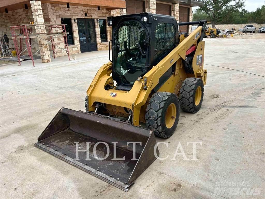 CAT 272D3 Schrankladers