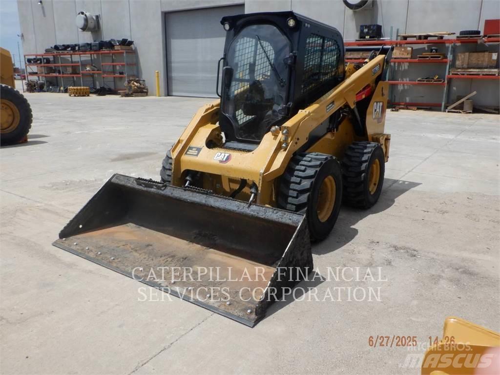 CAT 272D3 Schrankladers