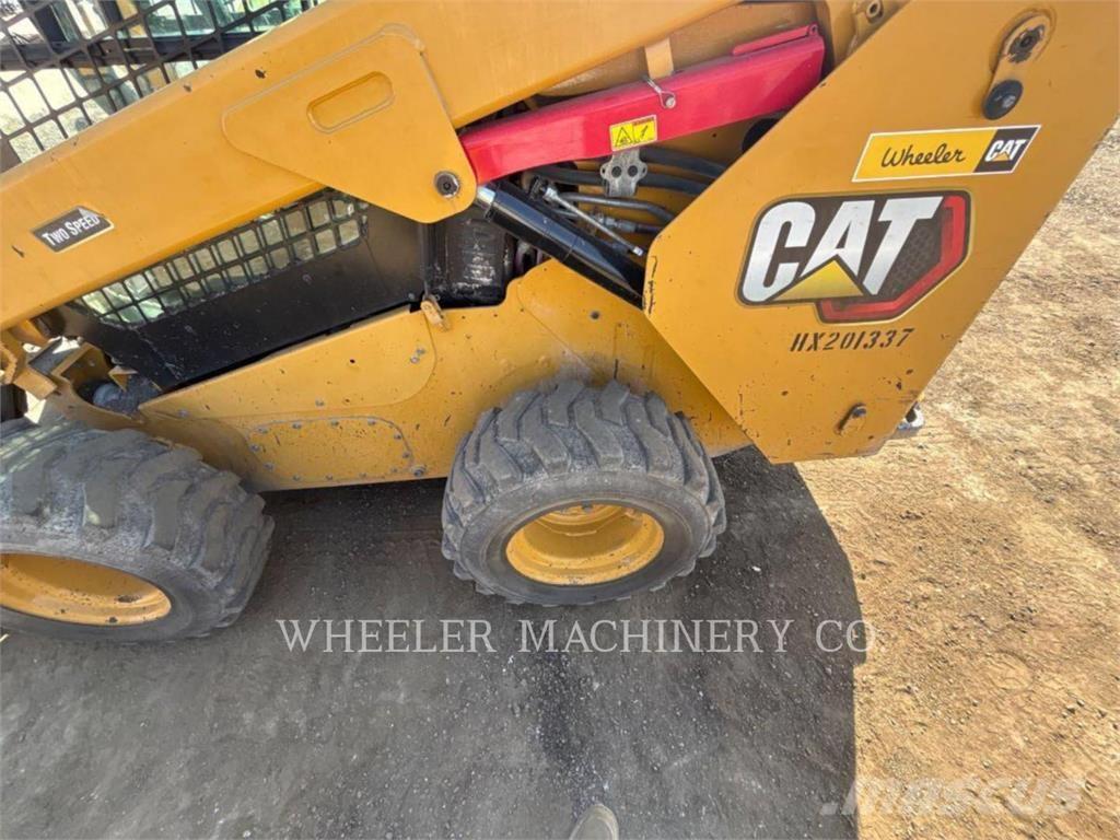 CAT 272D3 C3H2 Schrankladers
