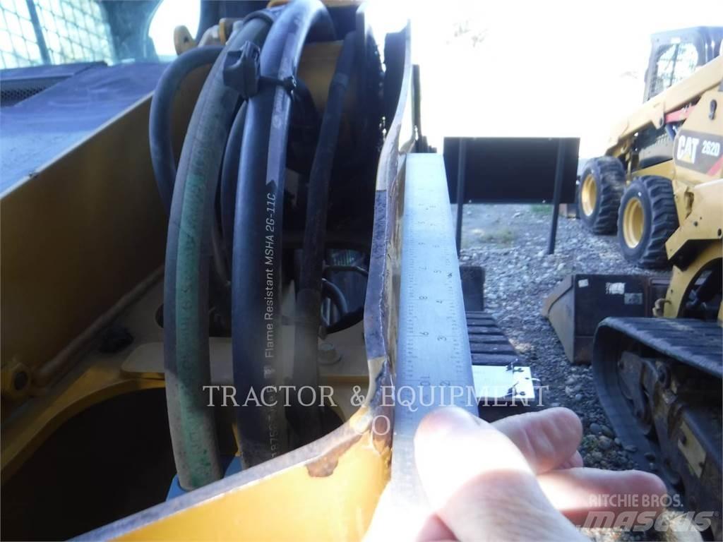 CAT 279D H2CB Schrankladers