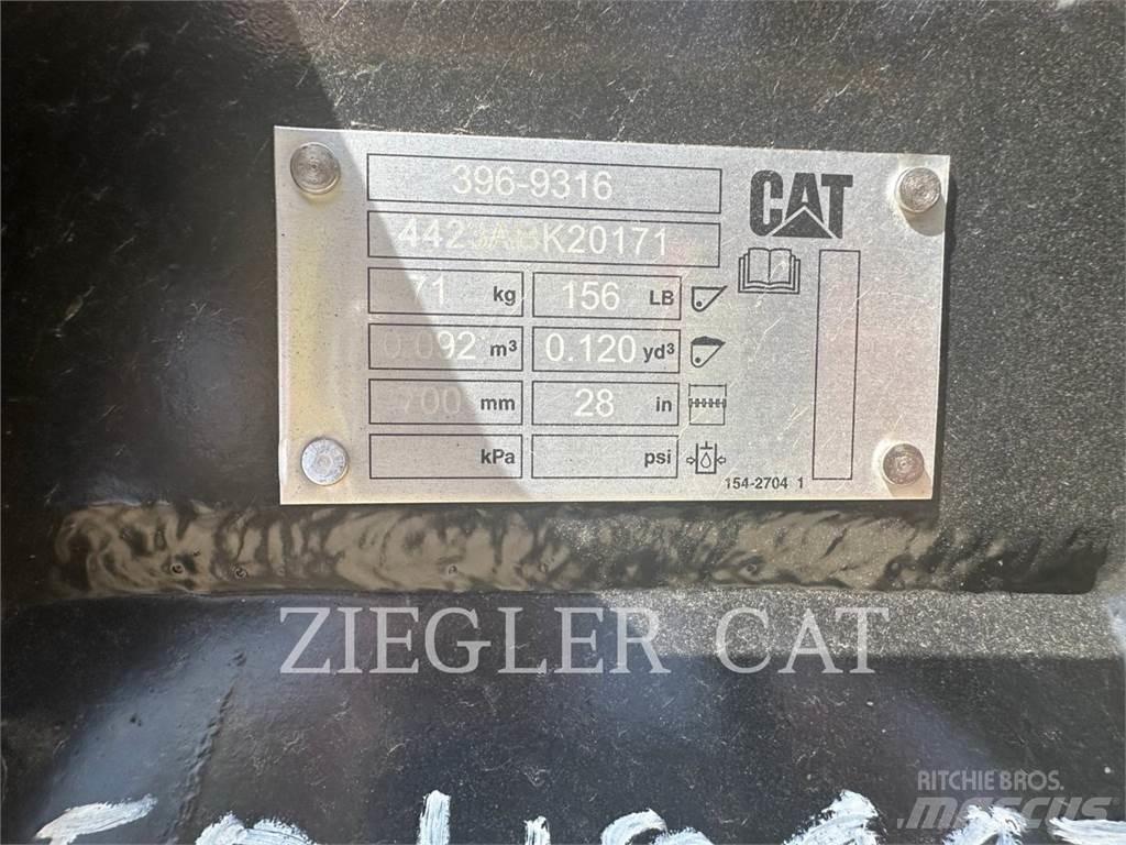 CAT 28 GP BUCKET Bakken