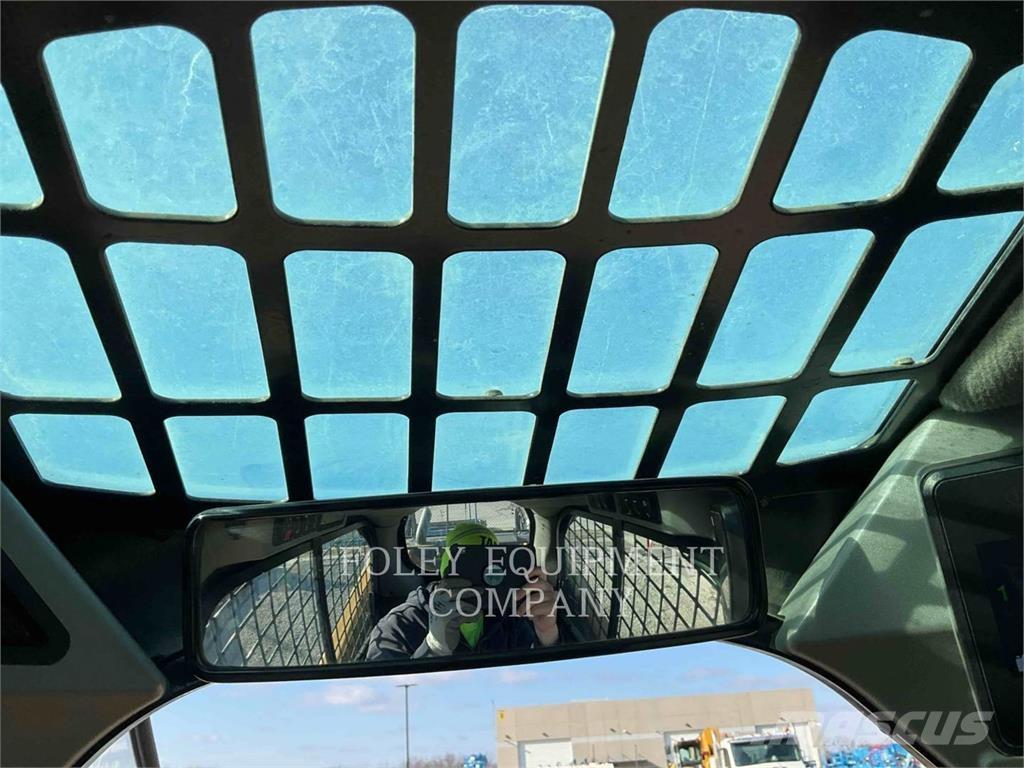 CAT 299D3 Schrankladers