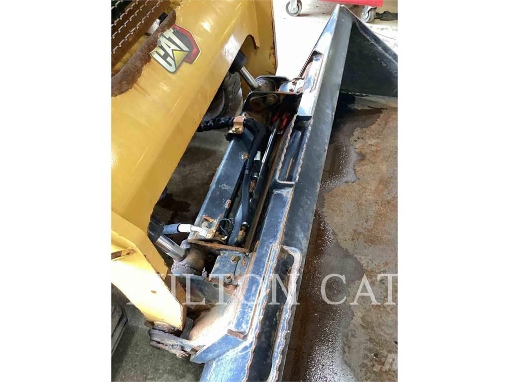 CAT 299D3 Schrankladers