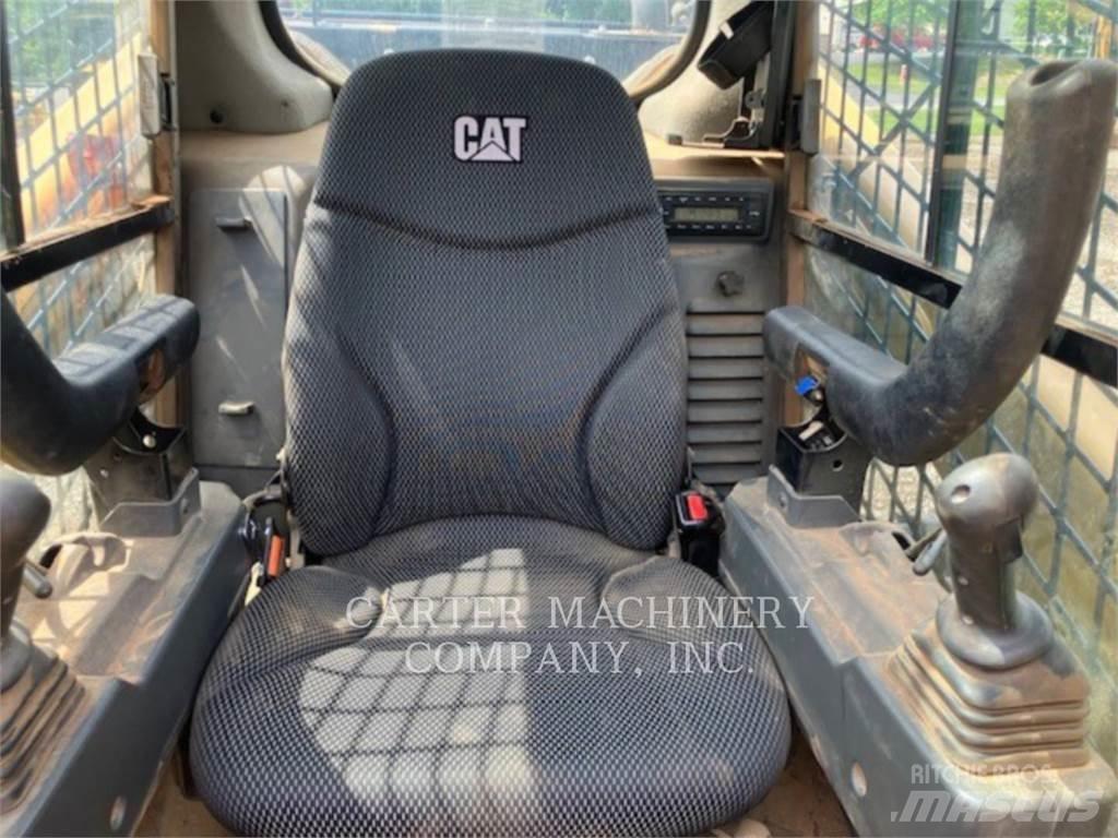 CAT 299D3 XE Schrankladers