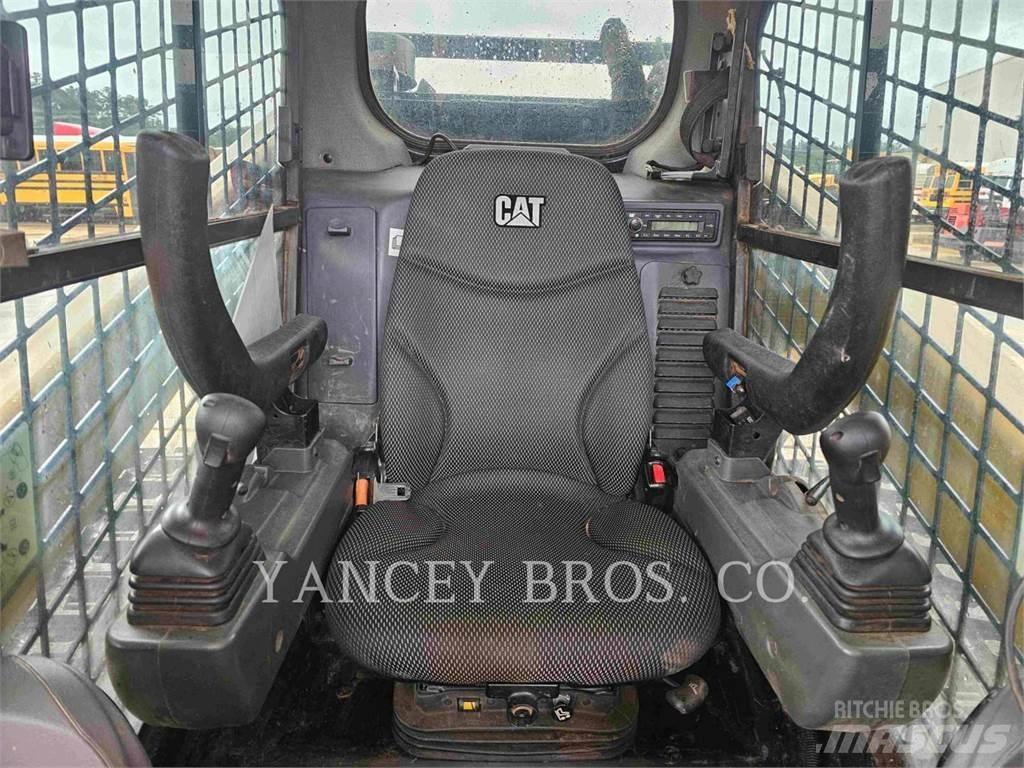 CAT 299D3 XELM Schrankladers