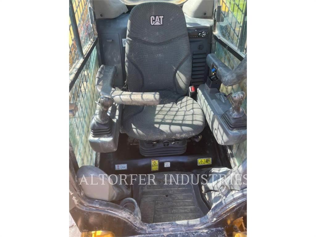 CAT 299D3XE Rupsladers