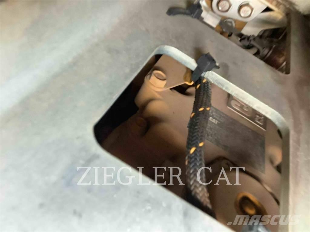 CAT 299D3XE Rupsladers