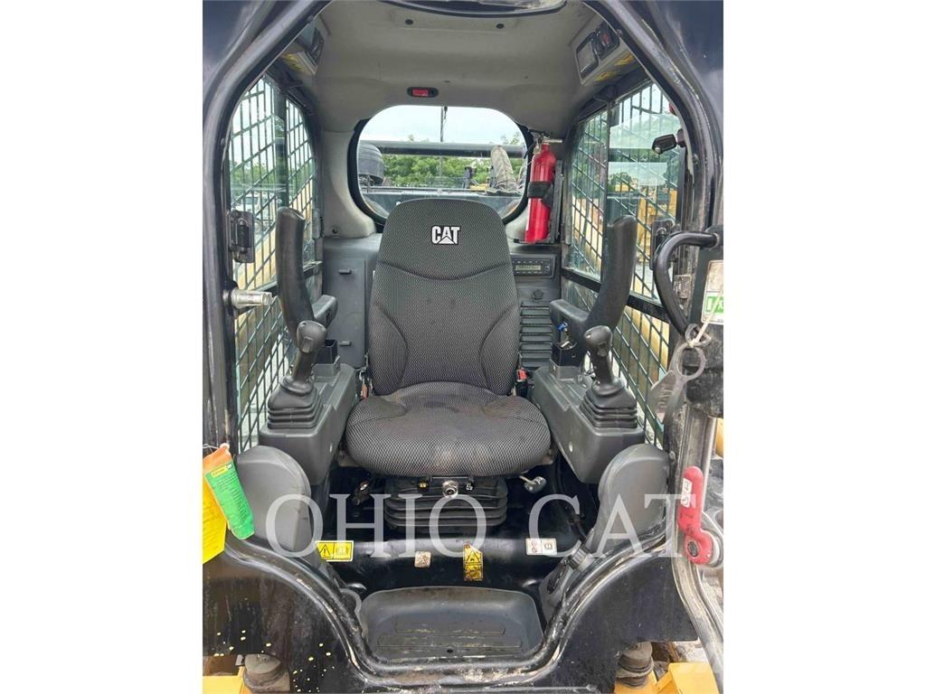CAT 299D3XE Schrankladers