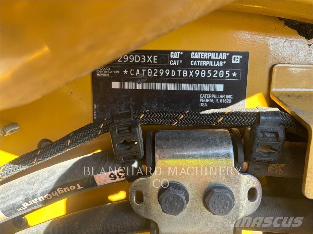 CAT 299D3XE Rupsladers