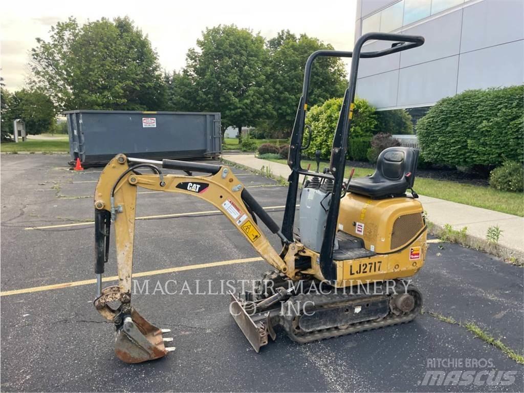 CAT 300.9D Rupsgraafmachines