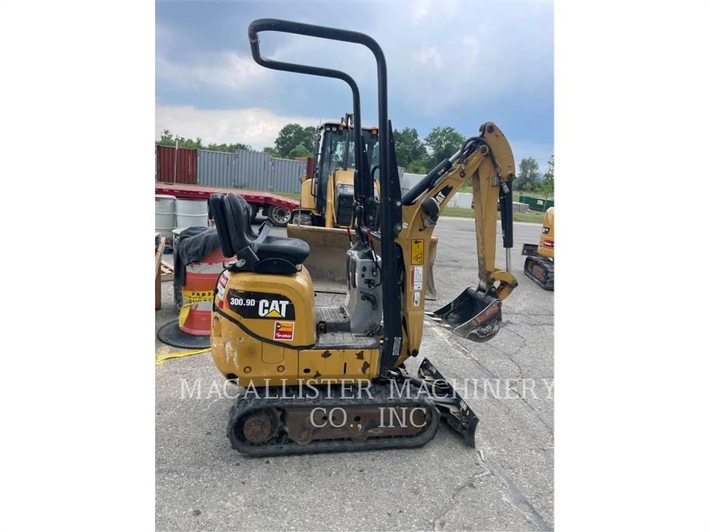 CAT 300.9D Rupsgraafmachines