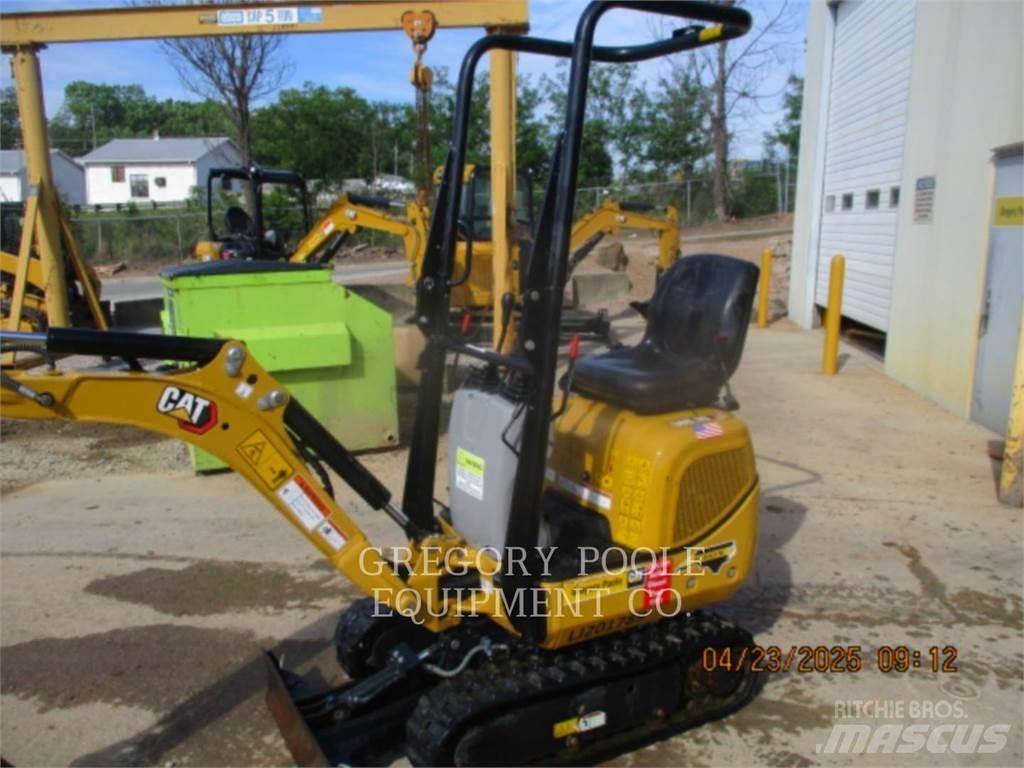 CAT 300.9D Rupsgraafmachines