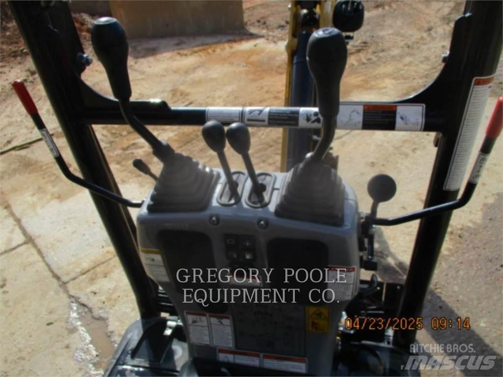 CAT 300.9D Rupsgraafmachines