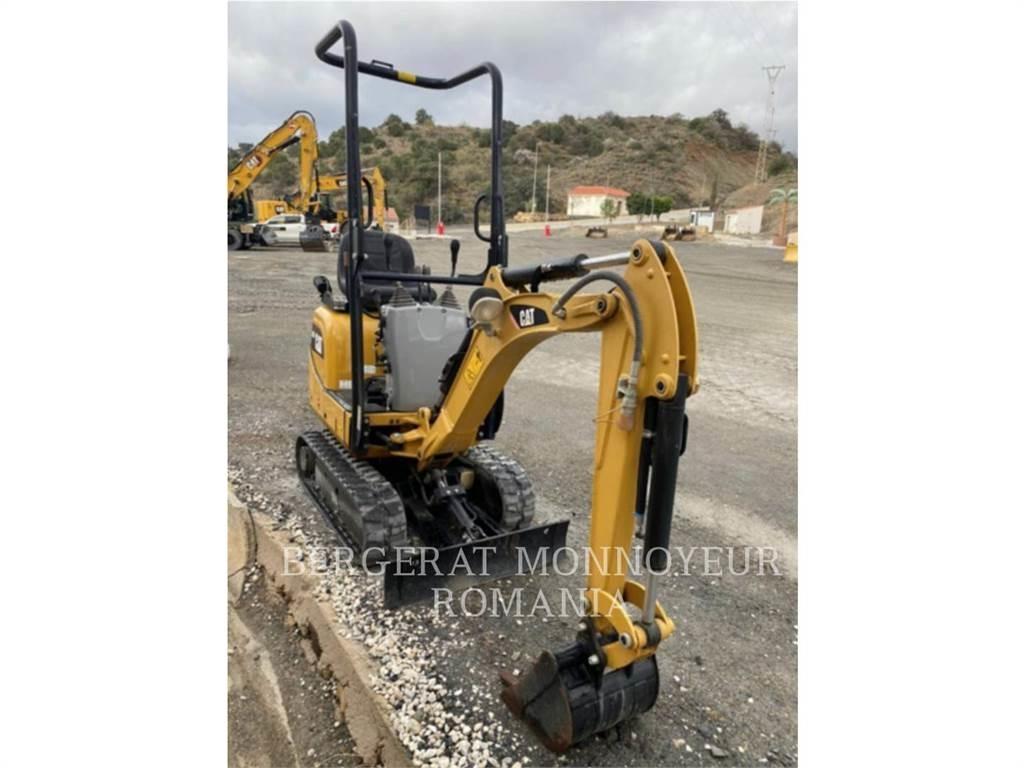 CAT 300.9D Rupsgraafmachines