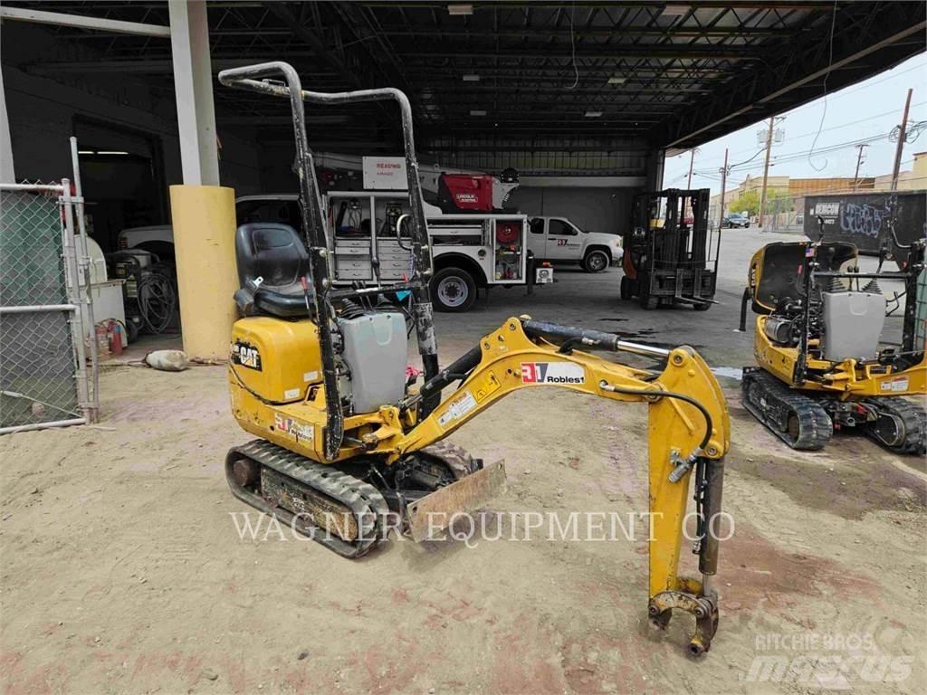 CAT 300.9D Rupsgraafmachines