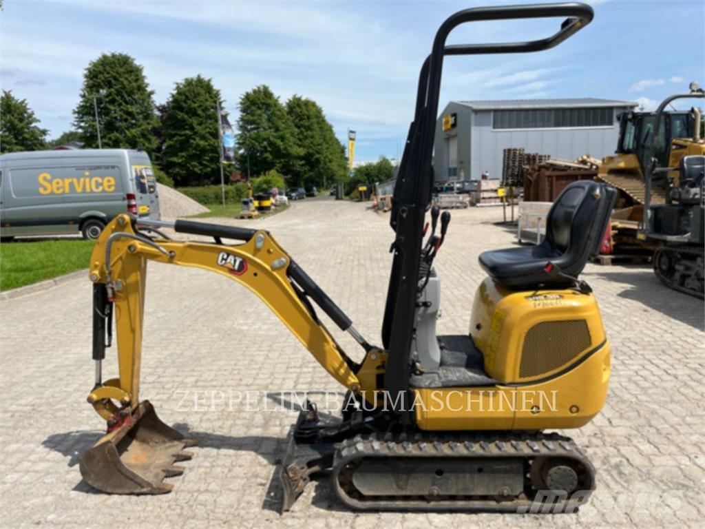 CAT 300.9D Rupsgraafmachines