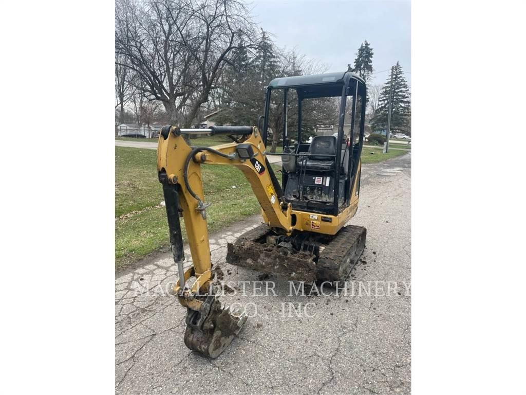 CAT 301.4C Rupsgraafmachines