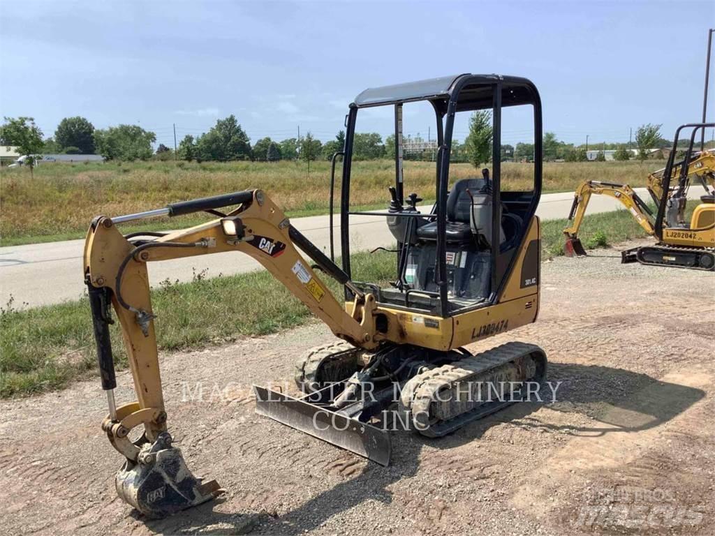 CAT 301.4C Rupsgraafmachines