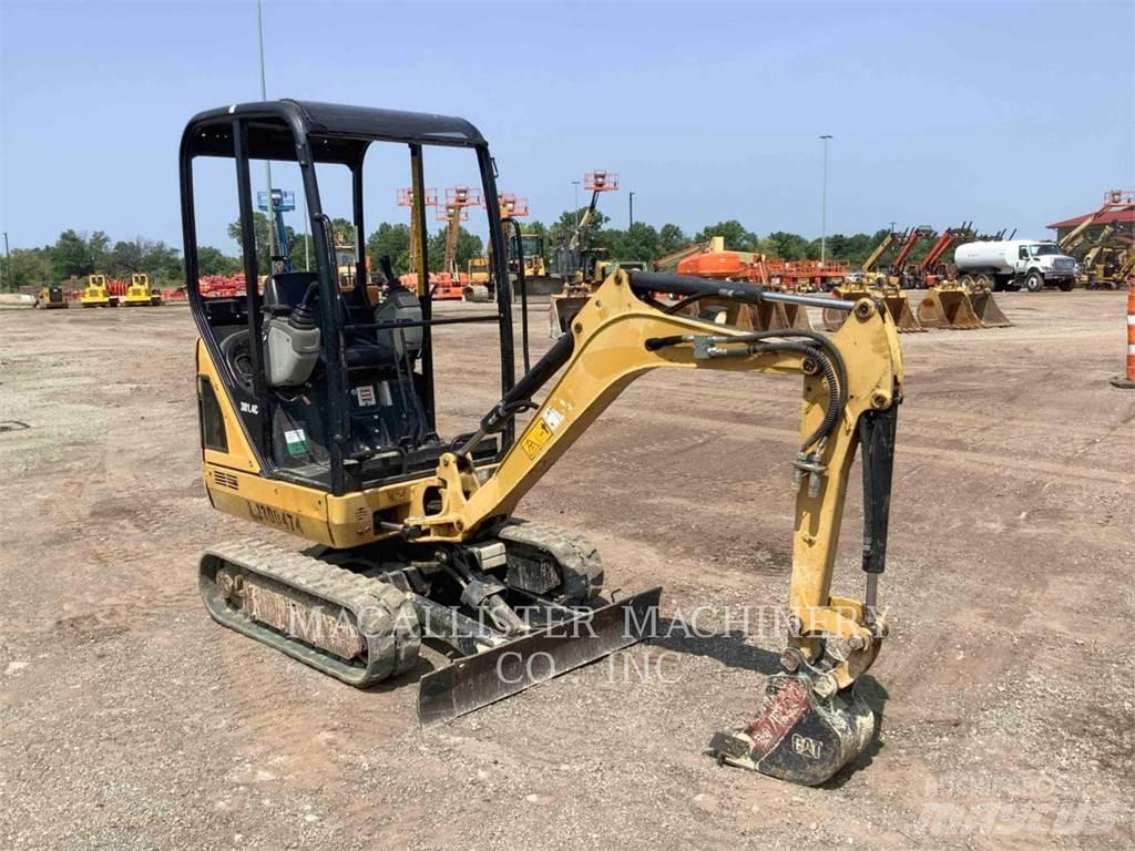 CAT 301.4C Rupsgraafmachines